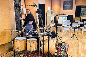 Miko Moon and Grzegorz Żabski during preparations for a recording session